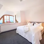 Esperort Pensjonat Ahrenshoop